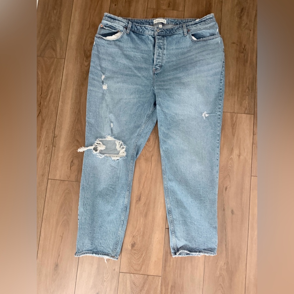 Abercrombie & Fitch Light Blue Curve love Jeans